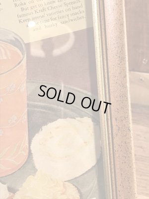 木製の額縁にクラフトチーズの広告が入った40’sヴィンテージ壁掛け
