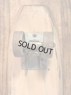 Nash社製のFifteen Toesの60’sヴィンテージウッドスケボー