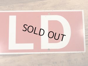 Soldと書かれた両面プリントの70’s〜ヴィンテージストアサイン