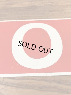 Soldと書かれた両面プリントの70’s〜ヴィンテージストアサイン