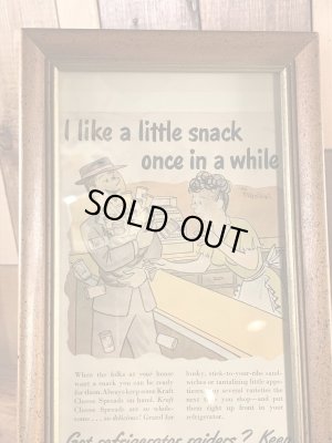 ガラスの額縁にクラフトチーズの広告が入った50年代ビンテージ壁掛け