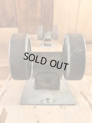 Nash社製のFifteen Toesの60’sヴィンテージウッドスケボー