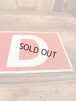 Soldと書かれた両面プリントの70’s〜ヴィンテージストアサイン