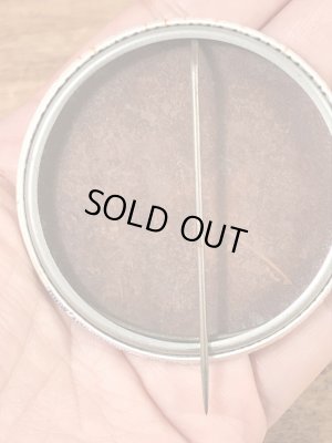 Macalester Colleggのイベント物の50’sヴィンテージ缶バッチ