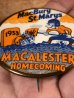 Macalester Colleggのイベント物の50’sヴィンテージ缶バッチ