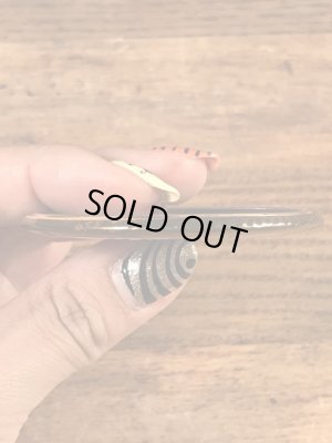 Macalester Colleggのイベント物の50’sヴィンテージ缶バッチ