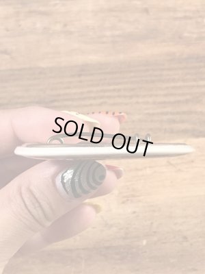 Macalester Colleggのイベント物の70’sヴィンテージ缶バッチ