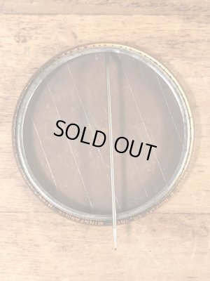 Macalester Colleggのイベント物の50’sヴィンテージ缶バッチ