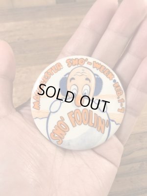 Macalester Colleggのイベント物の70’sヴィンテージ缶バッチ