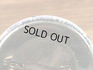 Macalester Colleggのイベント物の70’sヴィンテージ缶バッチ