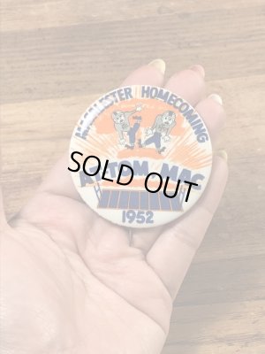 Macalester Colleggのイベント物の50’sヴィンテージ缶バッチ