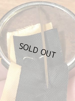 カレッジ物のフットボール大会の50〜60年代ビンテージ缶バッジ