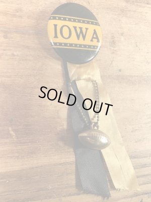 カレッジ物のフットボール大会の50〜60年代ビンテージ缶バッジ