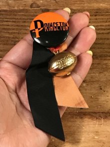 他の写真3: “Princeton” Football College Pin Back　カレッジ　ビンテージ　缶バッジ　フットボール　40年代