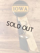 “Iowa” Foot Ball College Pin Back　カレッジ　ビンテージ　缶バッジ　フットボール　50〜60年代