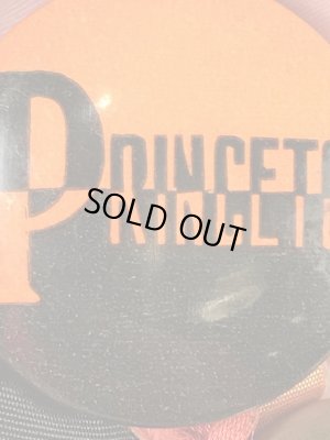 カレッジ物のフットボール大会の40年代ビンテージ缶バッジ