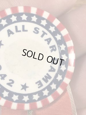 カレッジ物のフットボール大会の40’sヴィンテージ缶バッチ