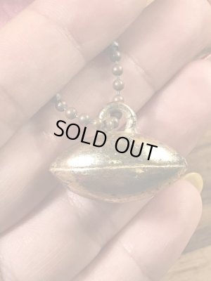 カレッジ物のフットボール大会の50〜60年代ビンテージ缶バッジ
