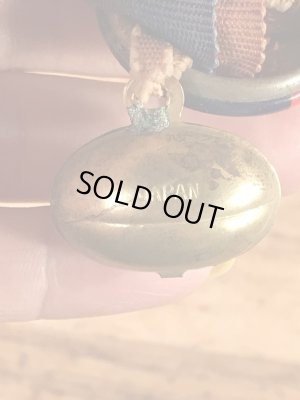 カレッジ物のフットボール大会の40’sヴィンテージ缶バッチ