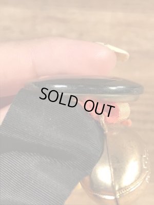 ユニバーシティ物のフットボールイベントの40’sヴィンテージ缶バッチ