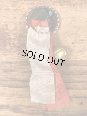 カレッジ物のフットボール大会の40’sヴィンテージ缶バッチ