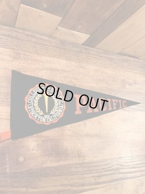 カリフォルニアパシフィック大学のカレッジ物の50〜60年代ビンテージペナント