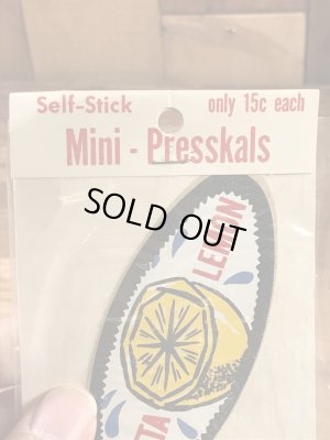 Impko社製のレモンの60年代ビンテージステッカー