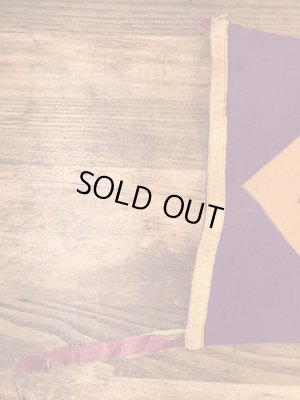 ユニバーシティ物のフェルト製の30〜40年代ビンテージペナント