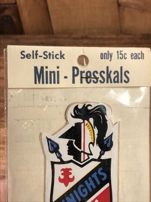 Impko社製のナイトの60年代ビンテージステッカー