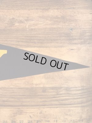 US Navyのユニバーシティ物の30〜40'sヴィンテージフェルトペナント