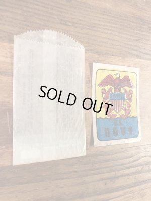 Baxter Lane社製のUSネイビーの60年代ビンテージ水張りステッカー