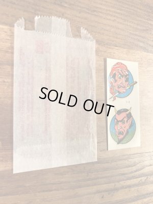 Impko社製のパイレーツ＆デビルの60年代ビンテージ水張りステッカー