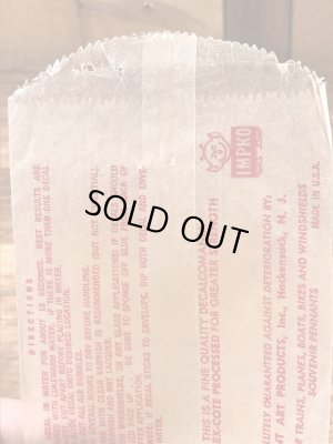 Impko社製の鳥の60年代ビンテージ水張りステッカー