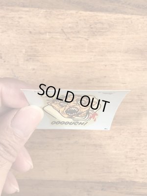 Monte社製のアアアアウチの50年代ビンテージ水張りステッカー