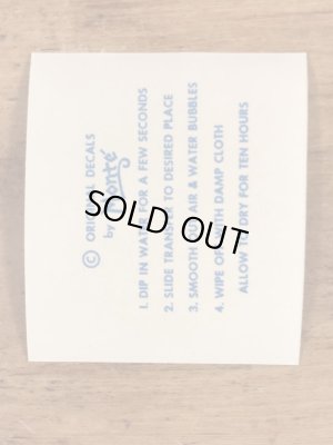 Monte社製のアアアアウチの50年代ビンテージ水張りステッカー