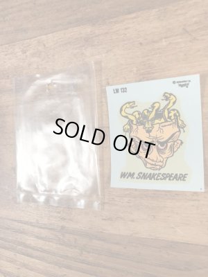Monte社製のWMシェイクスピアの50年代ビンテージ水張りステッカー