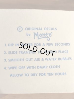 Monte社製のアアアアウチの50年代ビンテージ水張りステッカー