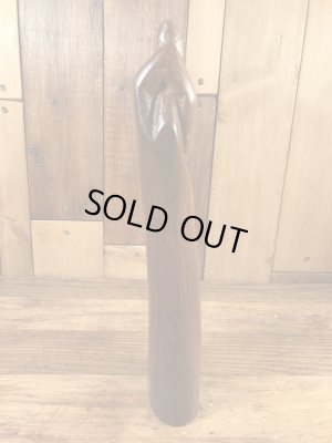 フィグサインの木彫りの70年代ビンテージ置物