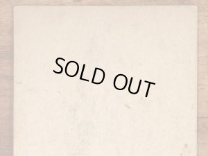 Earl Moranが描いたピンナップガールの40年代ビンテージカード