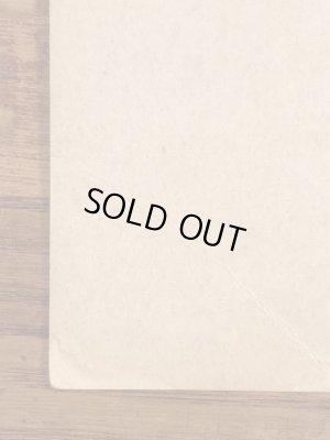 Zoe Mozertが描いたピンナップガールの40年代ビンテージカード