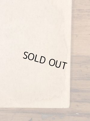 Notes To You!のメッセージが書かれたピンナップガールの40’sヴィンテージカード