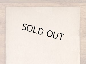 Zoe Mozertが描いたピンナップガールの40年代ビンテージカード