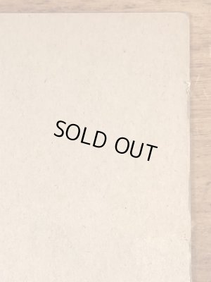 I Must Learn Where To Draw The Lineのメッセージが書かれたピンナップガールの40’sヴィンテージカード