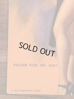 Earl Moranが描いたピンナップガールの40年代ビンテージカード