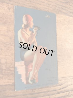 Earl Moranが描いたピンナップガールの40年代ビンテージカード