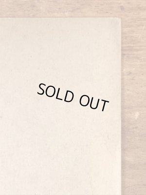 Notes To You!のメッセージが書かれたピンナップガールの40’sヴィンテージカード