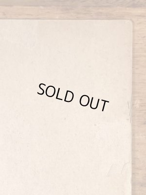 My Calves Took First Prizeのメッセージが書かれたピンナップガールの40’sヴィンテージカード