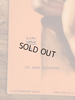 Earl Moranが描いたピンナップガールの40年代ビンテージカード