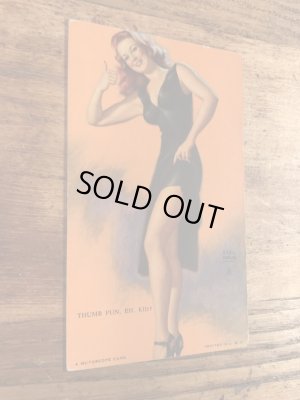 Earl Moranが描いたピンナップガールの40年代ビンテージカード