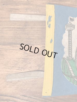 アドバタイジングキャラクターのマジックマウンテンの70年代ビンテージペナント